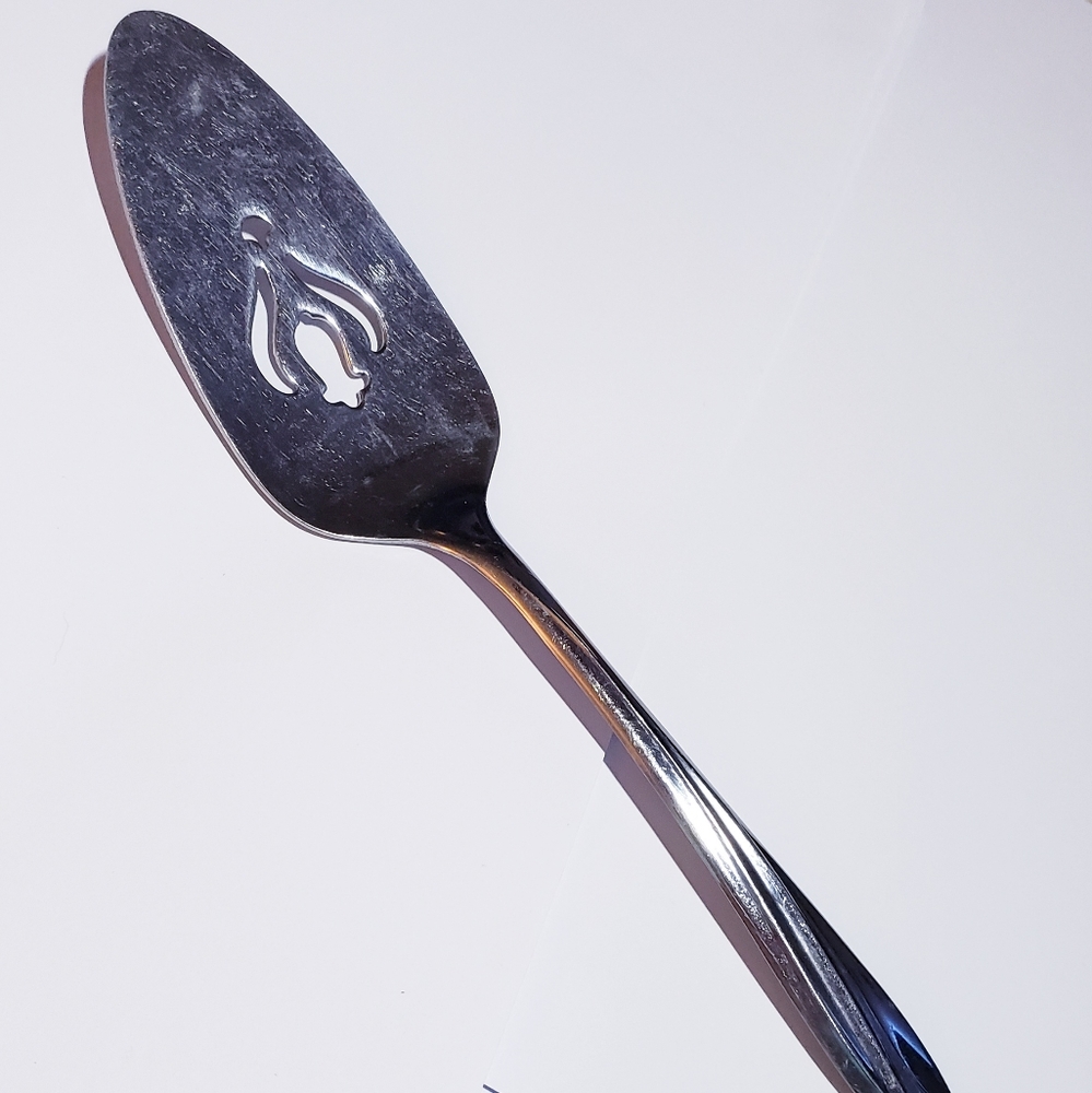 Vintage Cake Server in Stainless Steel